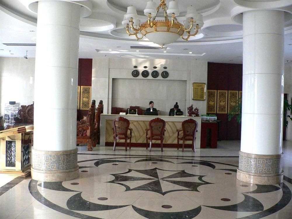 Huatian Grand Hotel Dengfeng エクステリア 写真